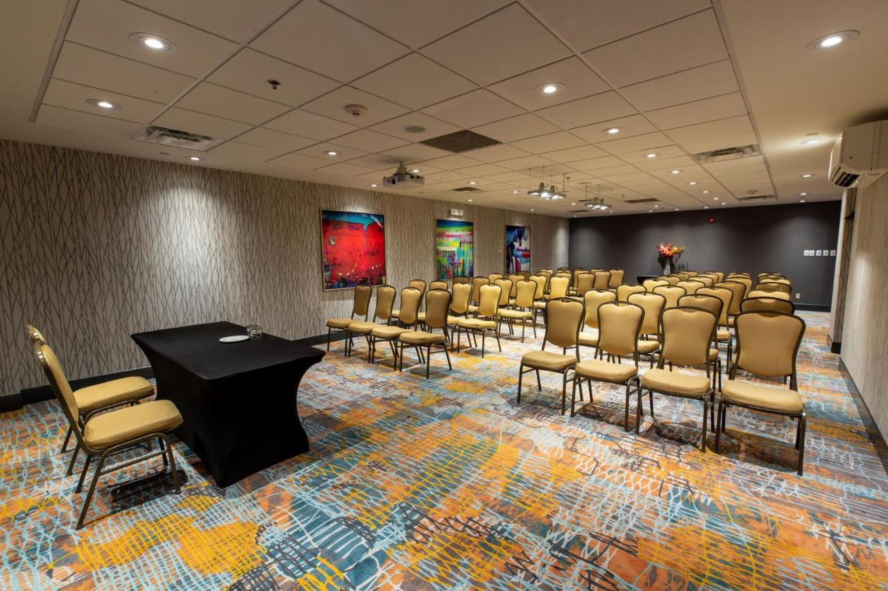 Hotel Downtown Centre By Ihg 4*