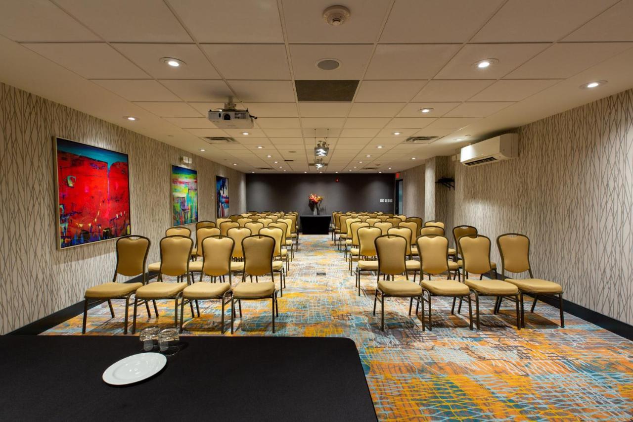 Hotel Downtown Centre By Ihg 4*