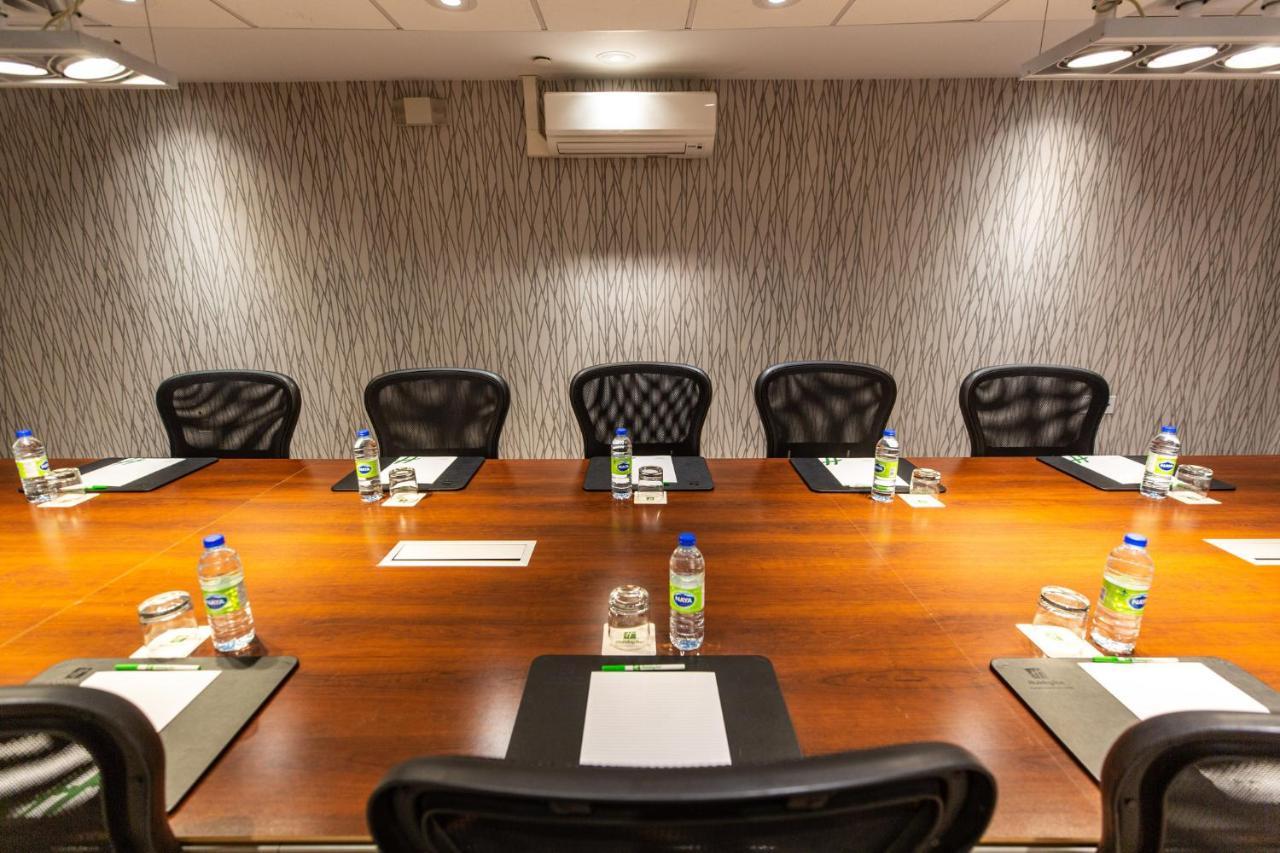 Downtown Centre By Ihg 4* Toronto