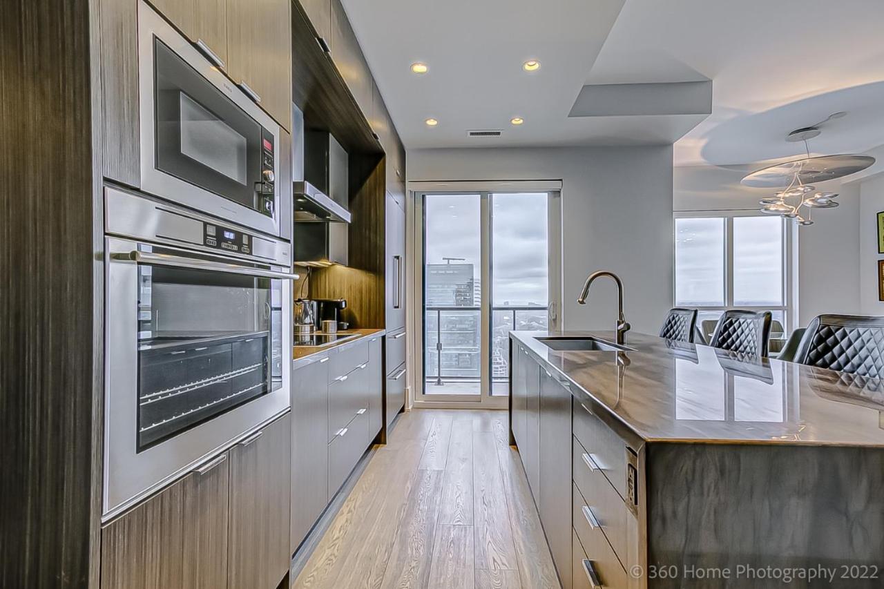 Apartment Loft - Entertainment & Financial District Toronto