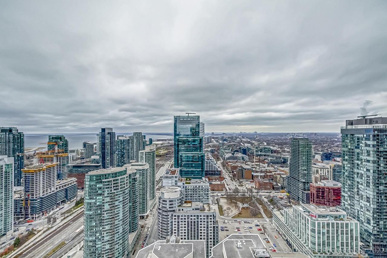 Apartment Loft - Entertainment & Financial District Toronto