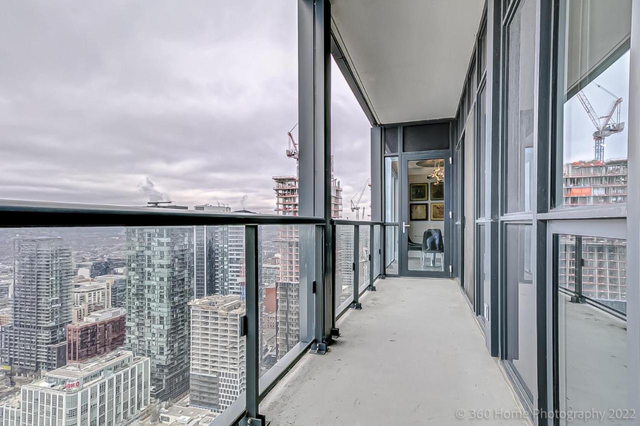 Apartment Loft - Entertainment & Financial District