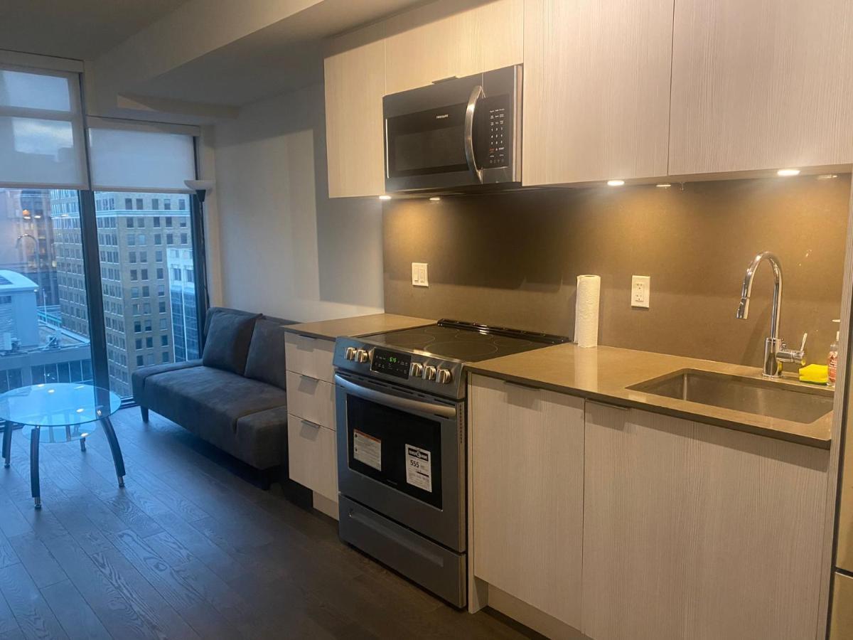 In The Heart Of Downtown Apartment