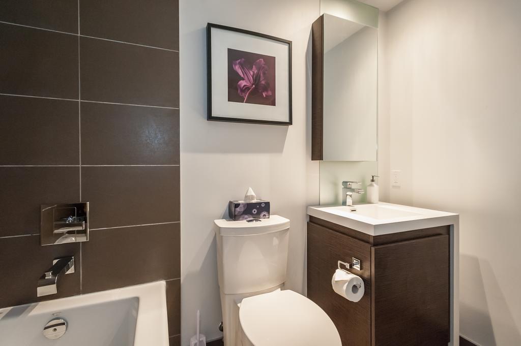 Lifesuites King West Loft *