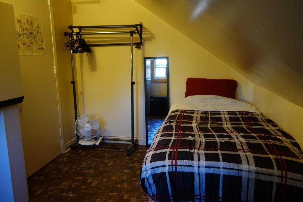 Guest house Spadina 11
