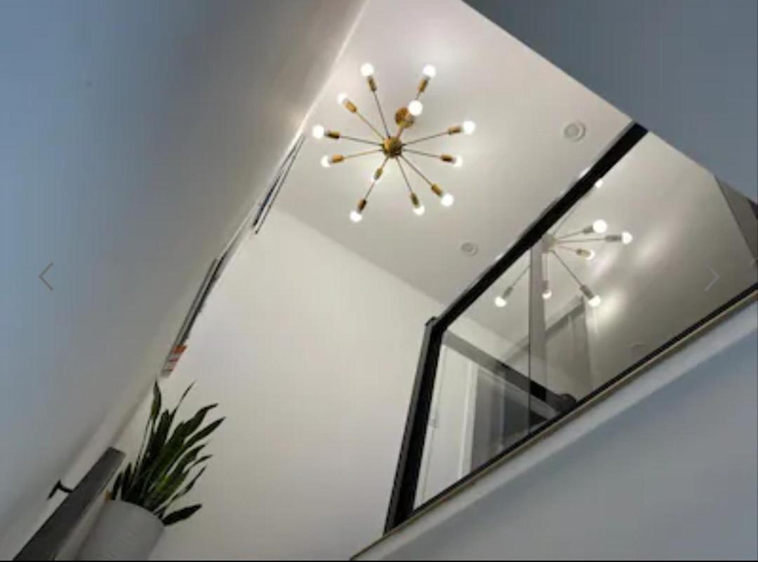 Beautiful Modern Apartment Toronto