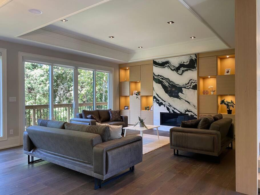 Villa Luxury 6 Bedrooms With Spacious Indoor