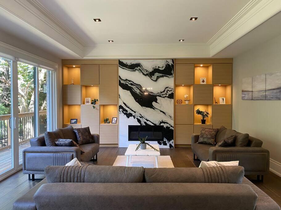 Villa Luxury 6 Bedrooms With Spacious Indoor *