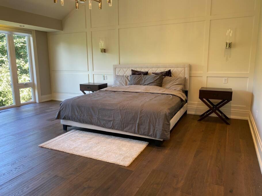Villa Luxury 6 Bedrooms With Spacious Indoor
