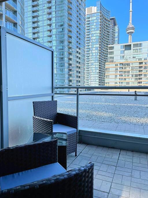 Apartment Upscale Downtown By Cn Tower Toronto