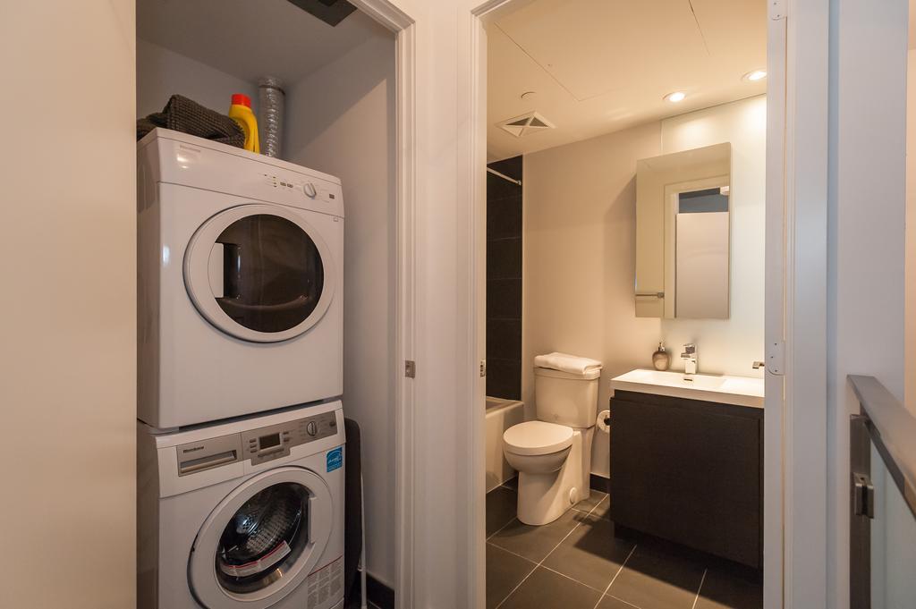 Lifesuites King West Loft Apartment *