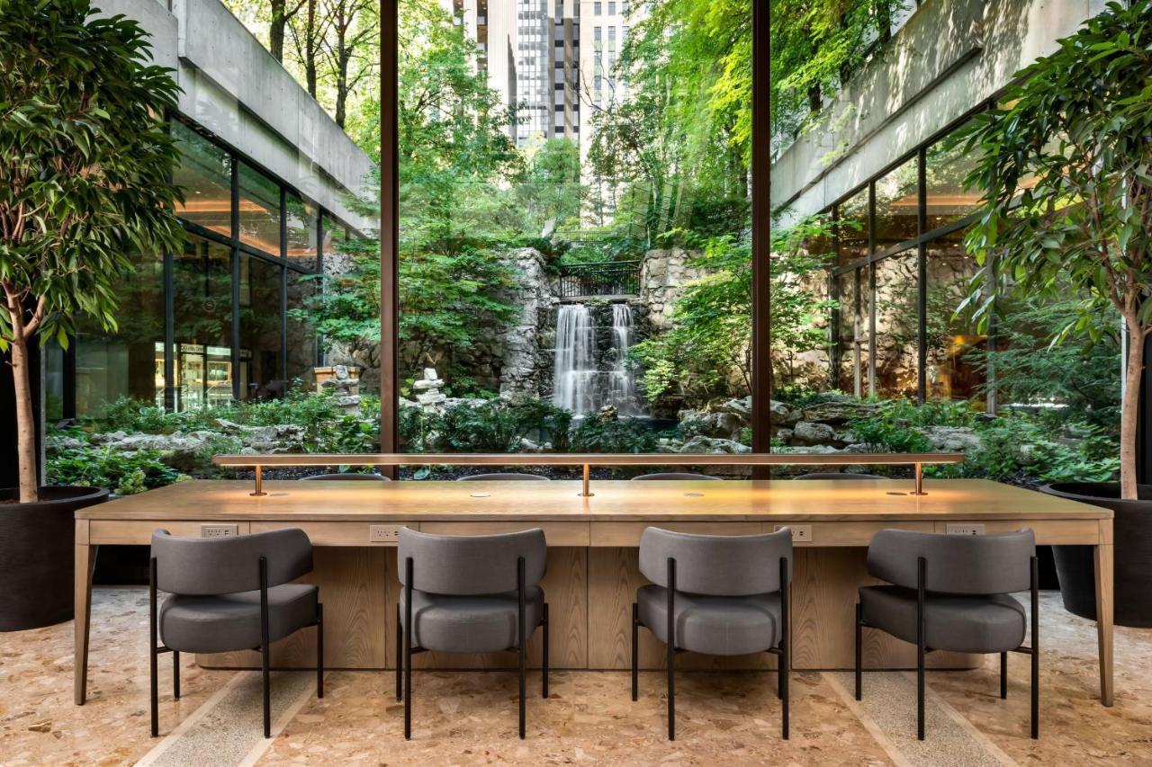 Sheraton Centre 4*