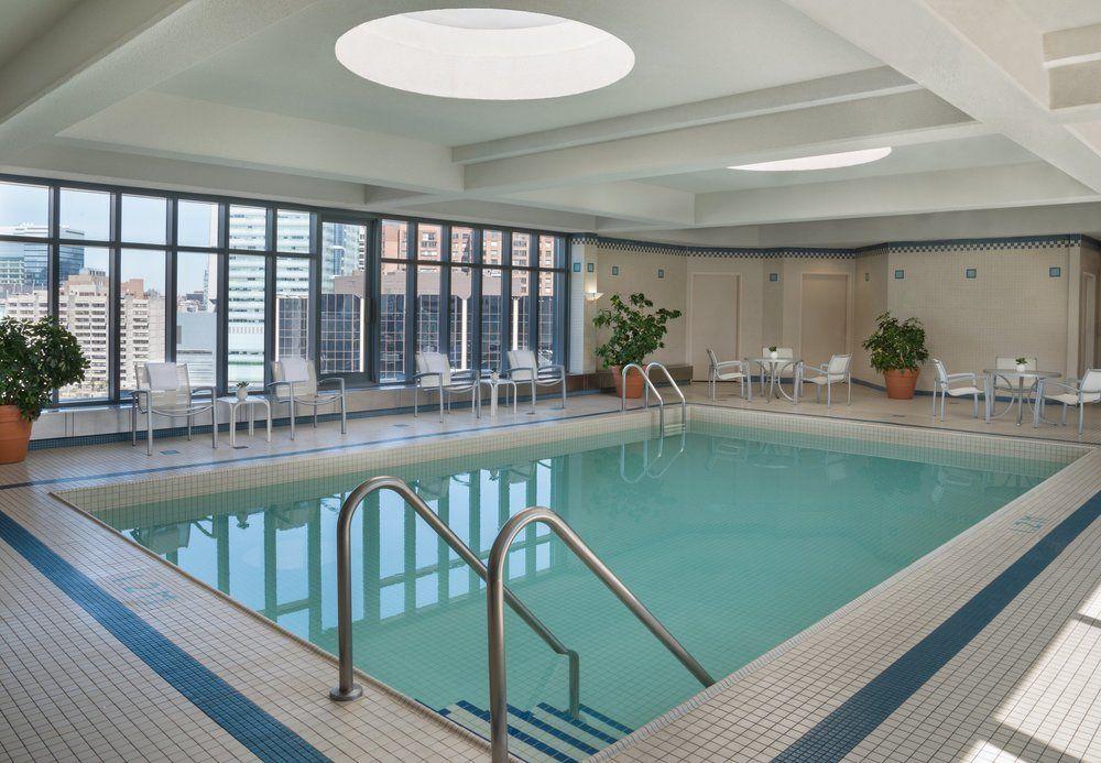Marriott Downtown At Cf Eaton Centre 4*