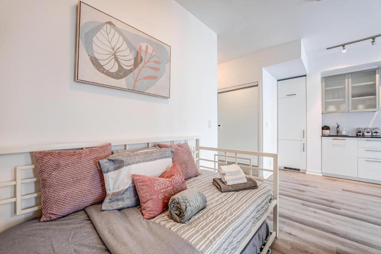 Downtown Close To Cn Tower!! Apartment Toronto
