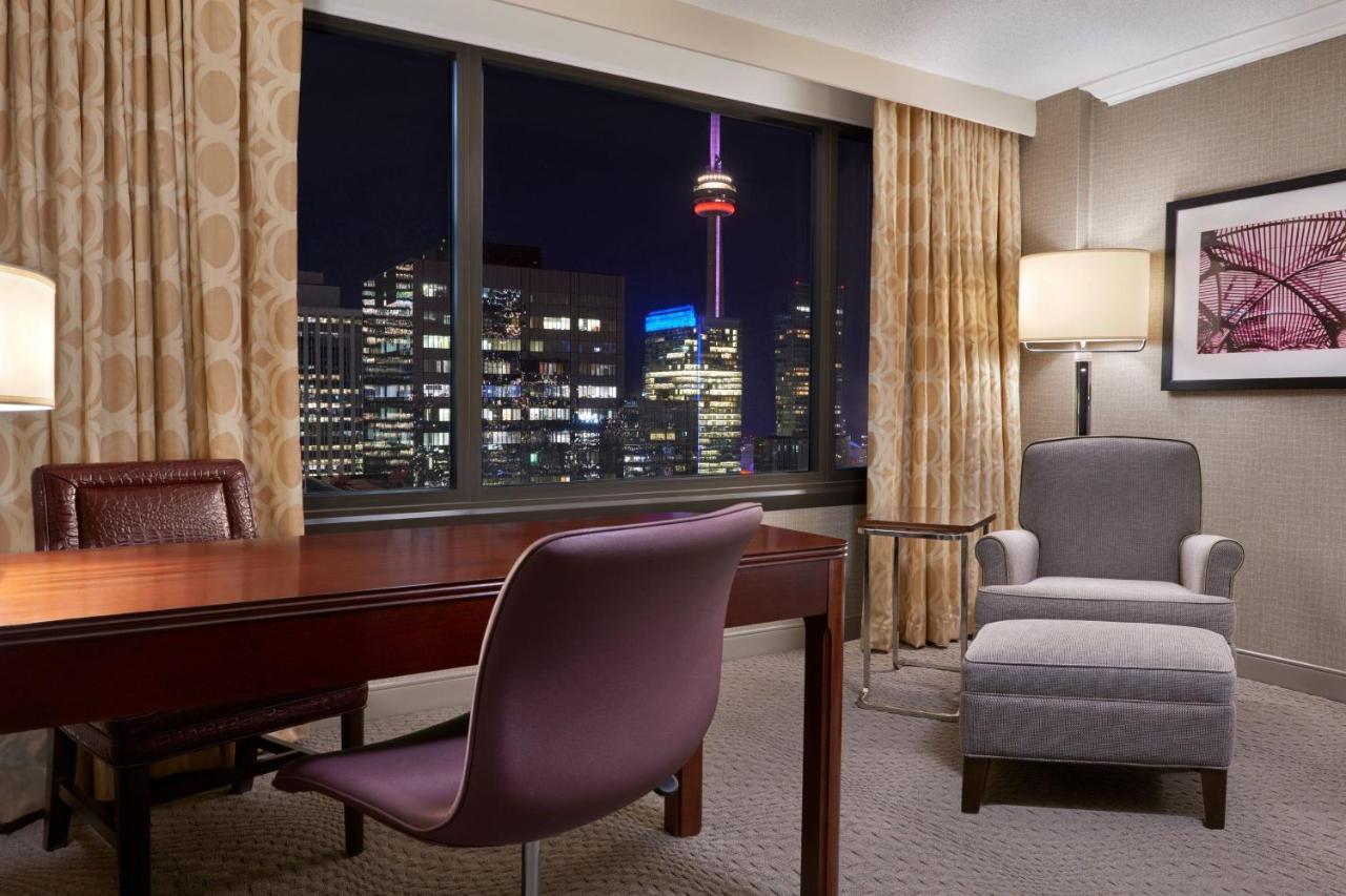 Sheraton Centre Hotel 4*