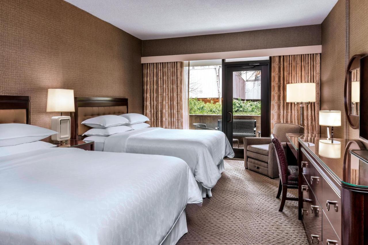 Sheraton Centre 4* Toronto