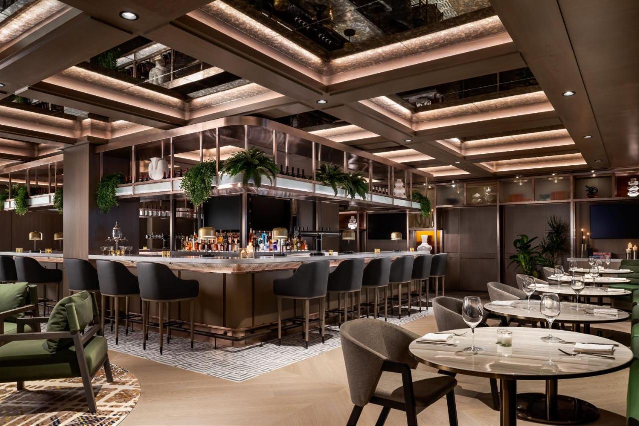 Sheraton Centre 4*