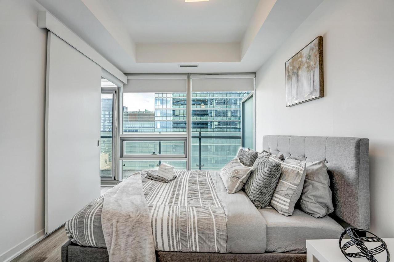 Downtown Close To Cn Tower!! Apartment Toronto