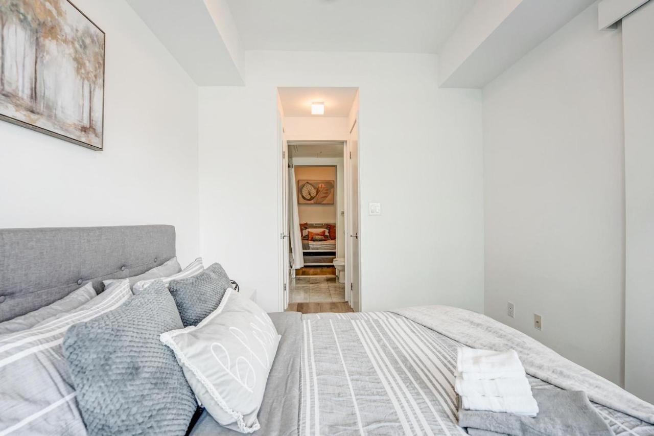 Downtown Close To Cn Tower!! Apartment Toronto