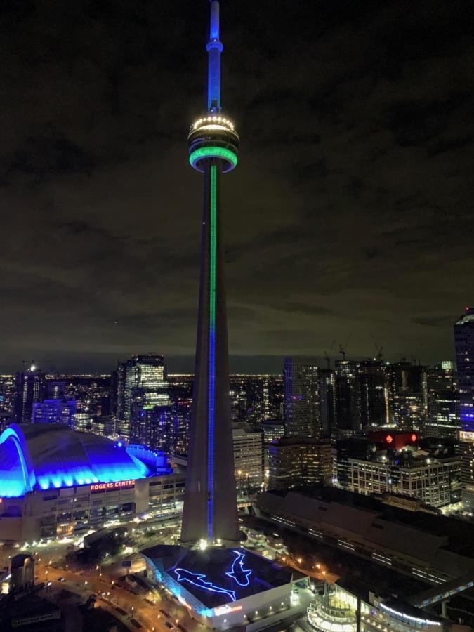 Magnificient View Next Cn Tower/rogers/union/mtcc Toronto