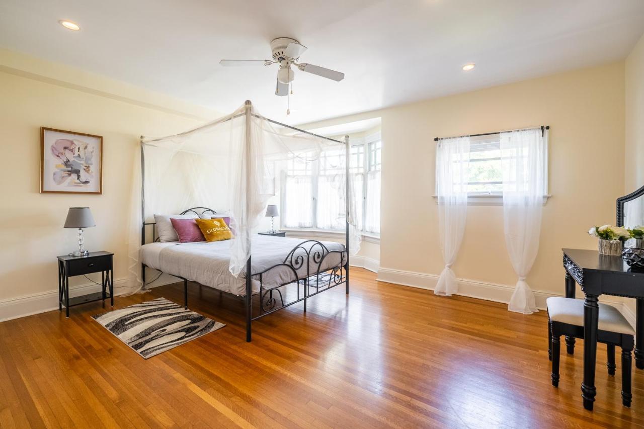 Cozy 5 Bedroom House In Downtown By Globalstay Guest house *