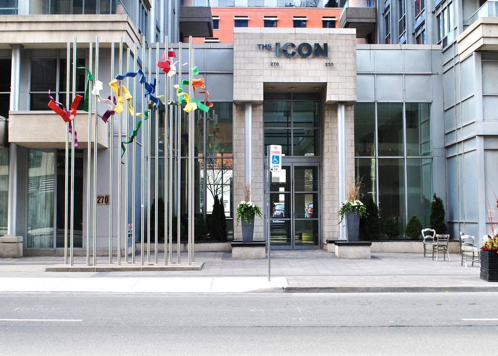 Apartment Living Suites - Toronto Convention Centre