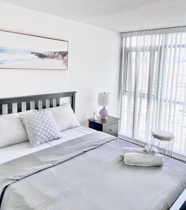 Fully Furnished Lux 1bed Toronto