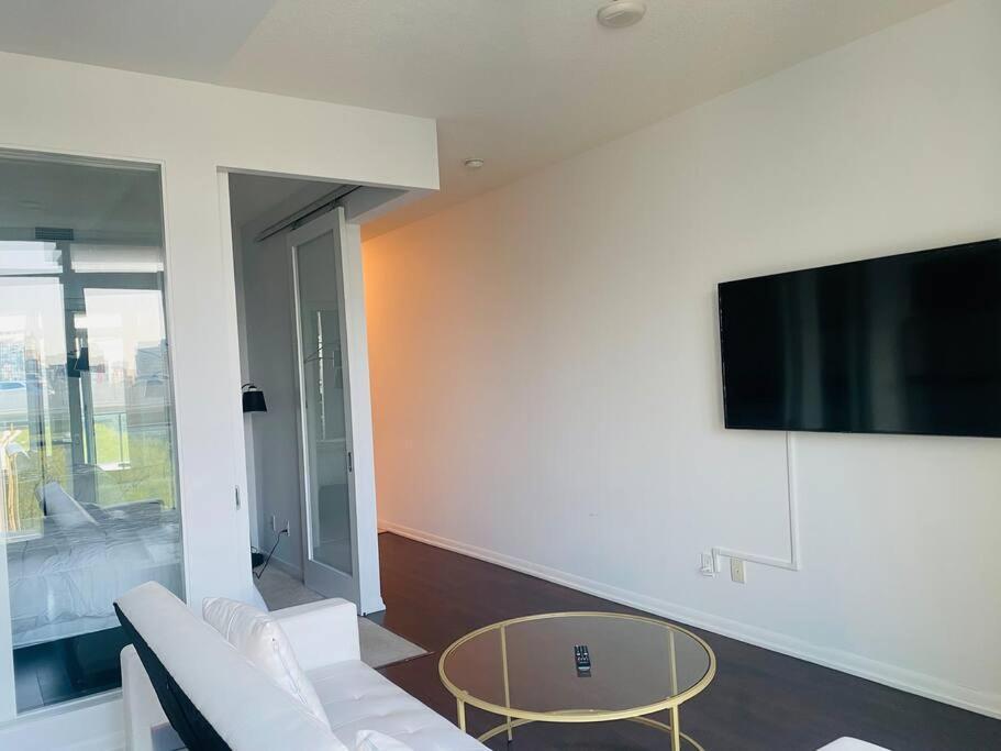 Apartment Unique 1 Bedroom By Lakeshore Downtown & Cn Tower