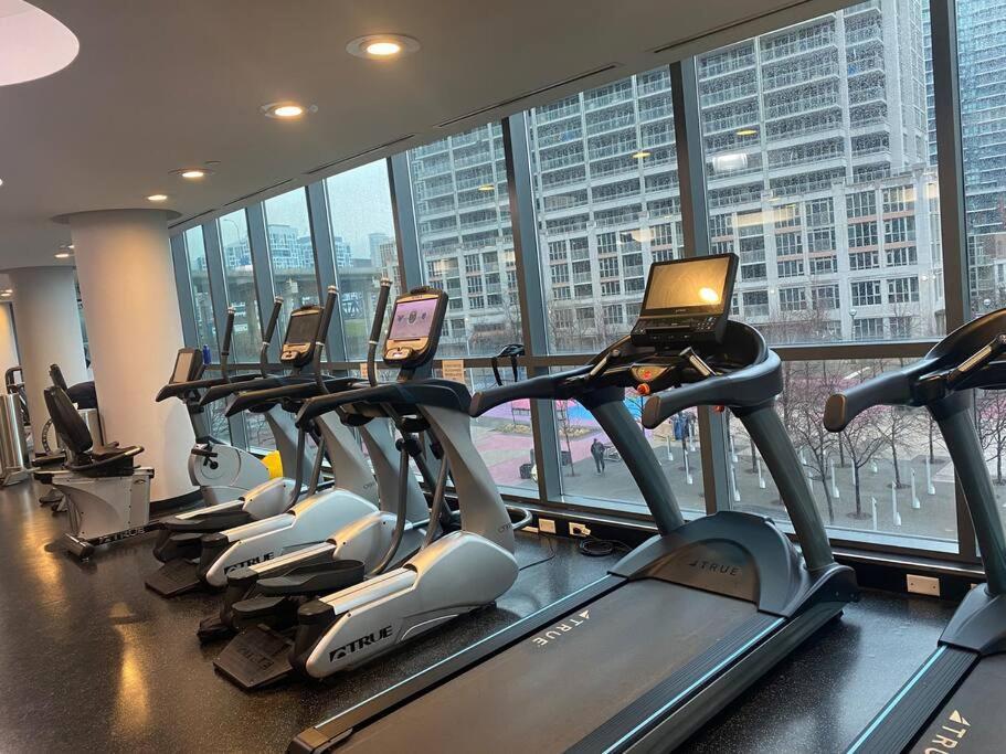 Unique 1 Bedroom By Lakeshore Downtown & Cn Tower Toronto