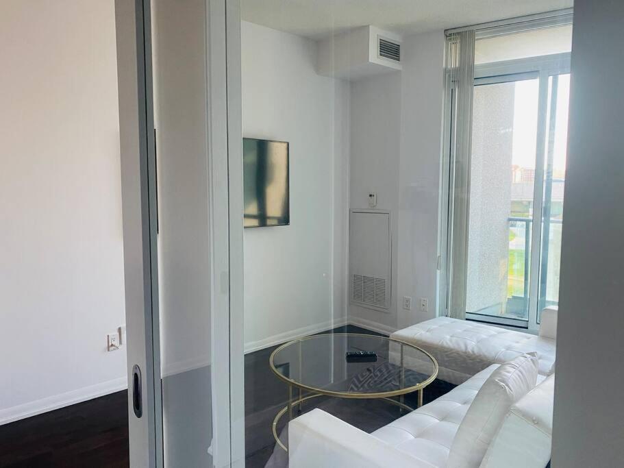Apartment Unique 1 Bedroom By Lakeshore Downtown & Cn Tower Toronto