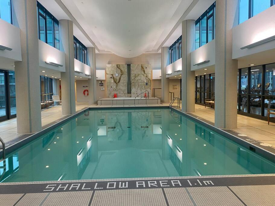 Unique 1 Bedroom By Lakeshore Downtown & Cn Tower * Toronto
