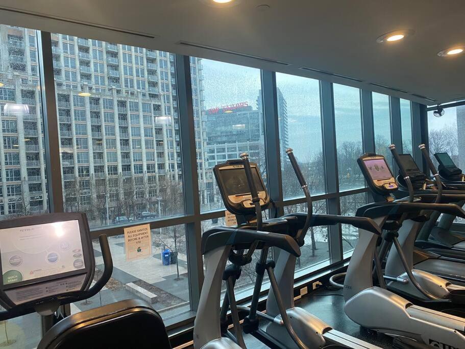 Apartment Unique 1 Bedroom By Lakeshore Downtown & Cn Tower *