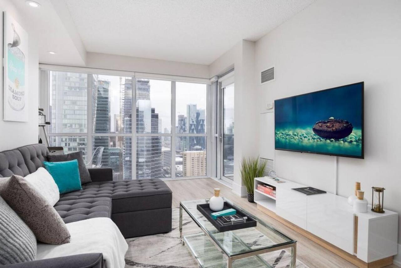 Luxury Cn Tower View King Bed Balcony Free Park Toronto