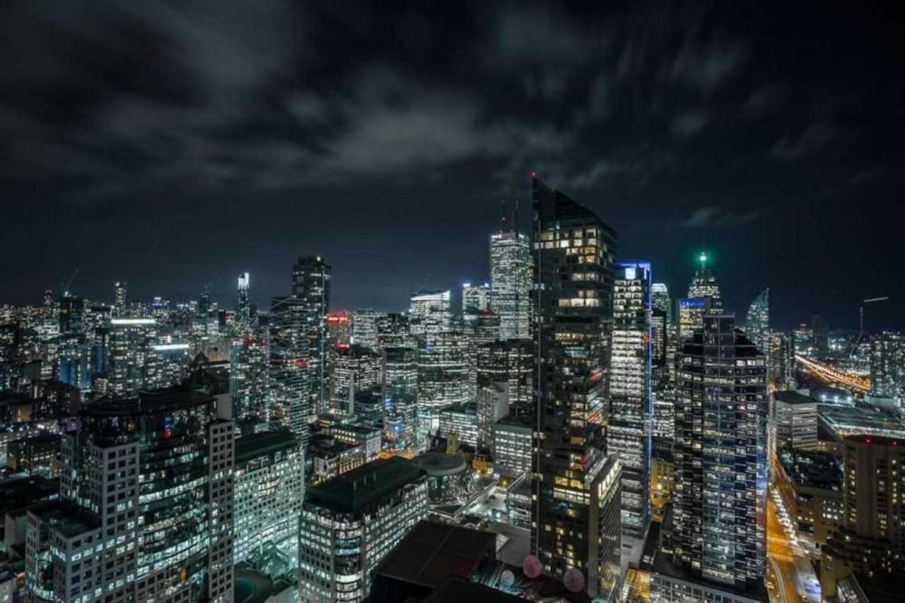 Luxury Cn Tower View King Bed Balcony Free Park Toronto