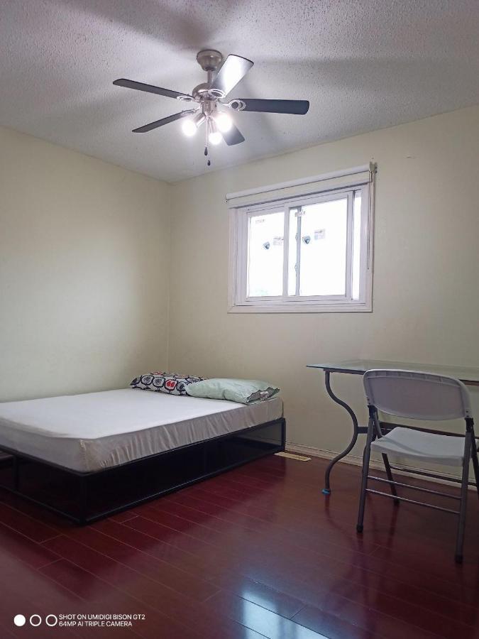 Stb-double Bed With Shared Washroom