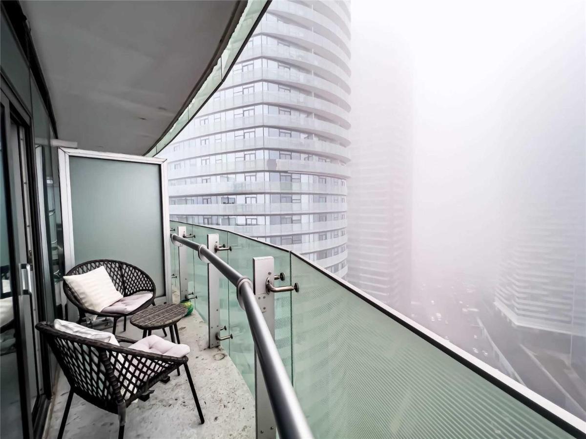 Luxury In The Heart Of - Next To Scotiabank Arena Apartment Toronto
