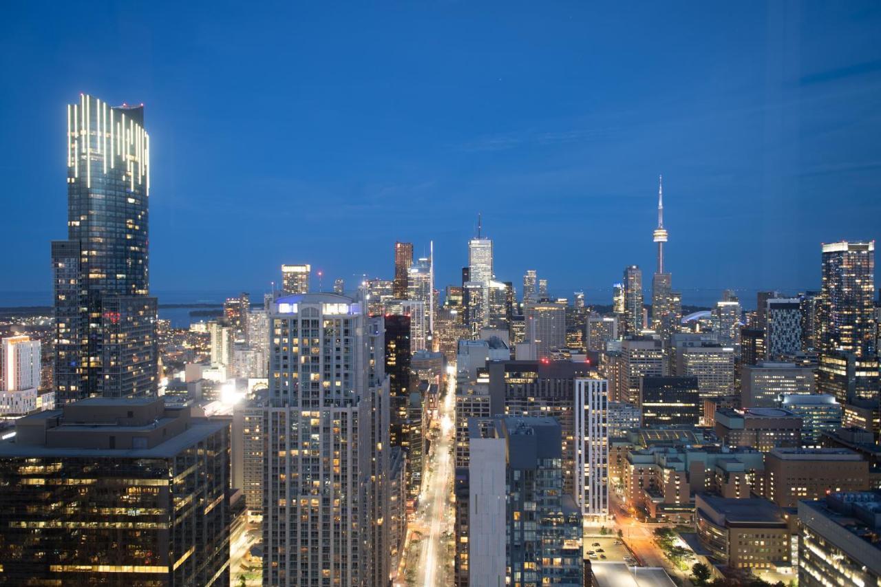 Great View High Rise In Homestay Toronto