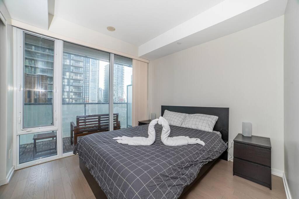 Apartment Luxury Downtown Oasis 2 Beds +free Parking Toronto
