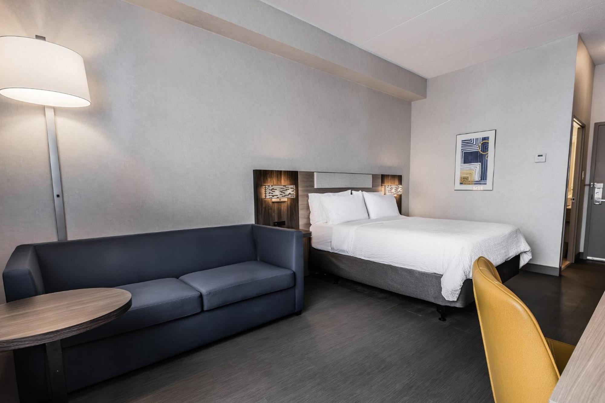 Express Toronto-north York By Ihg 3*