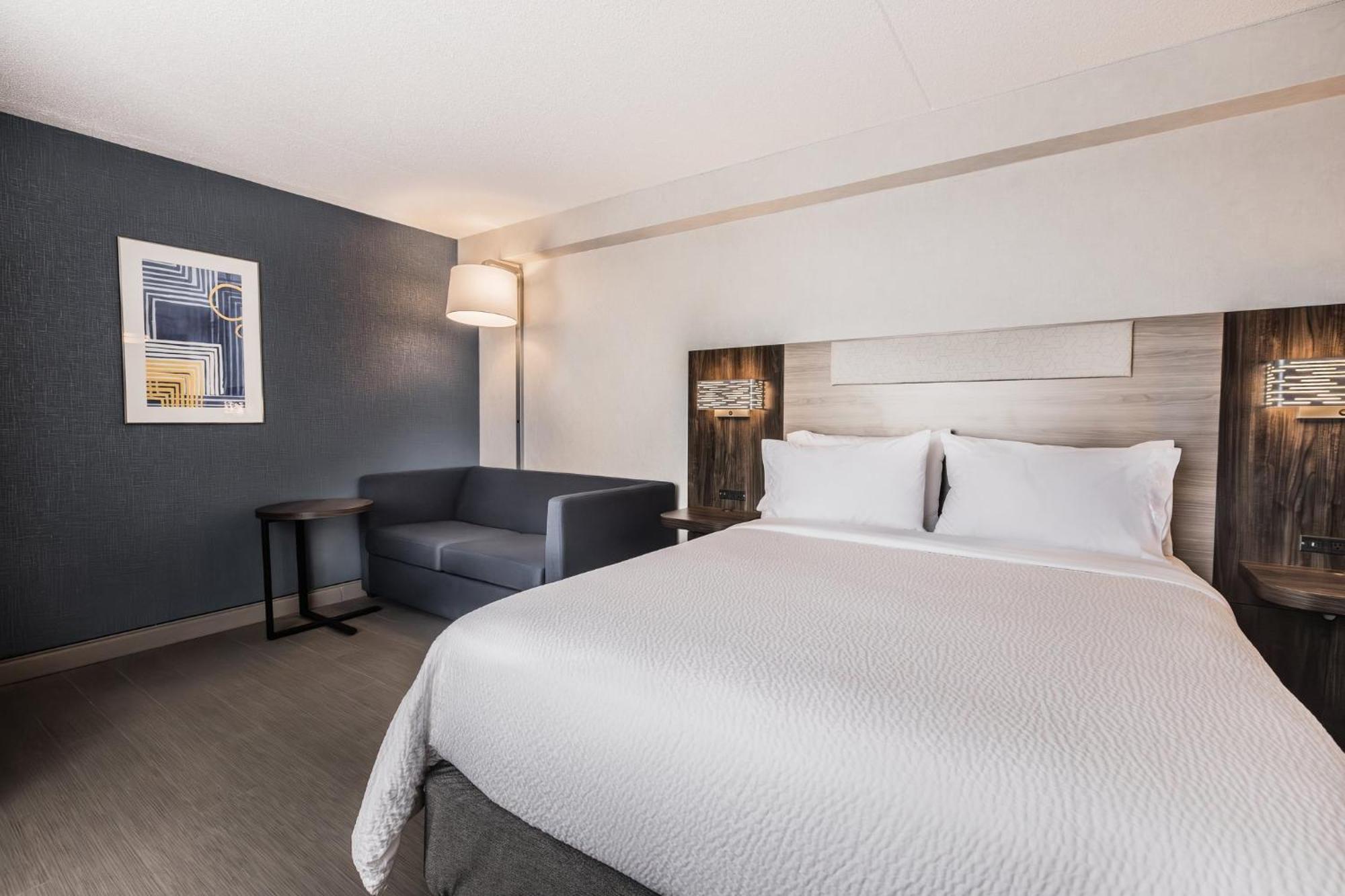Express Toronto-north York By Ihg 3* Toronto