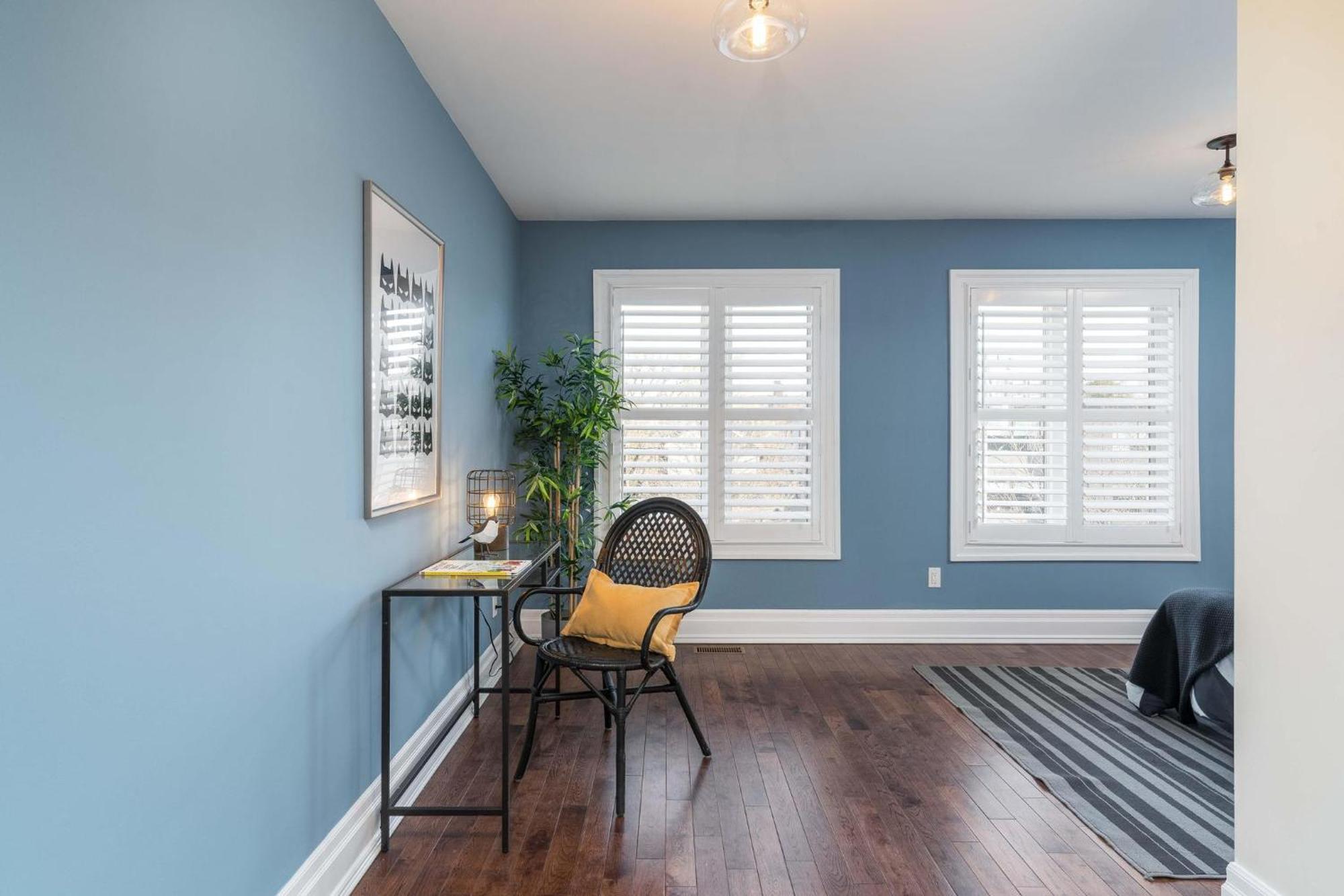 Beautiful 3br House In The Heart Of Greek Town * Toronto