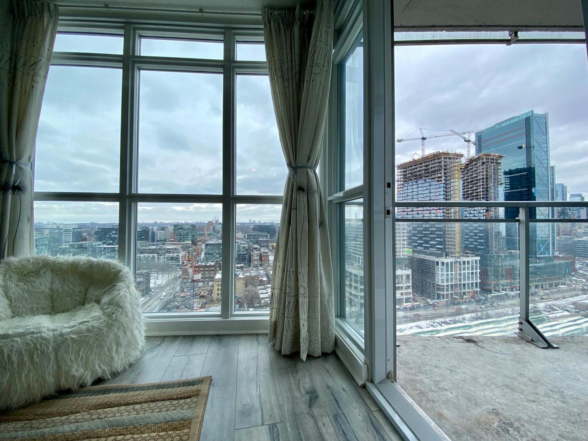 Apartment Luxury Executive Toronto Downtown Suites