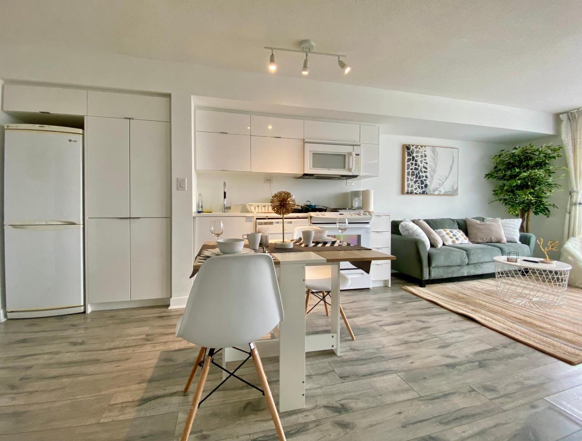 Luxury Executive Toronto Downtown Suites * Toronto