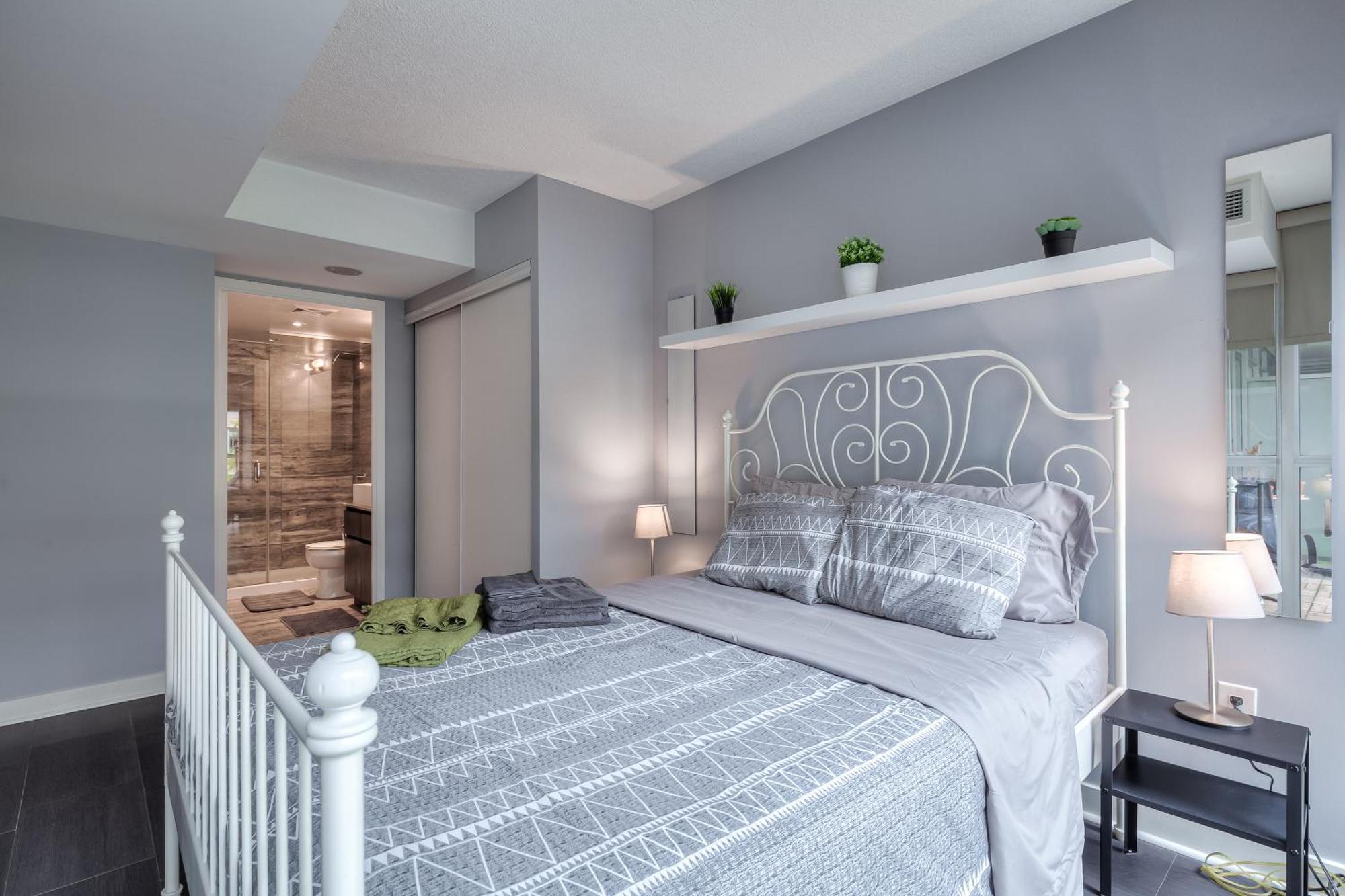 Apartment Luxury Executive Toronto Downtown Suites