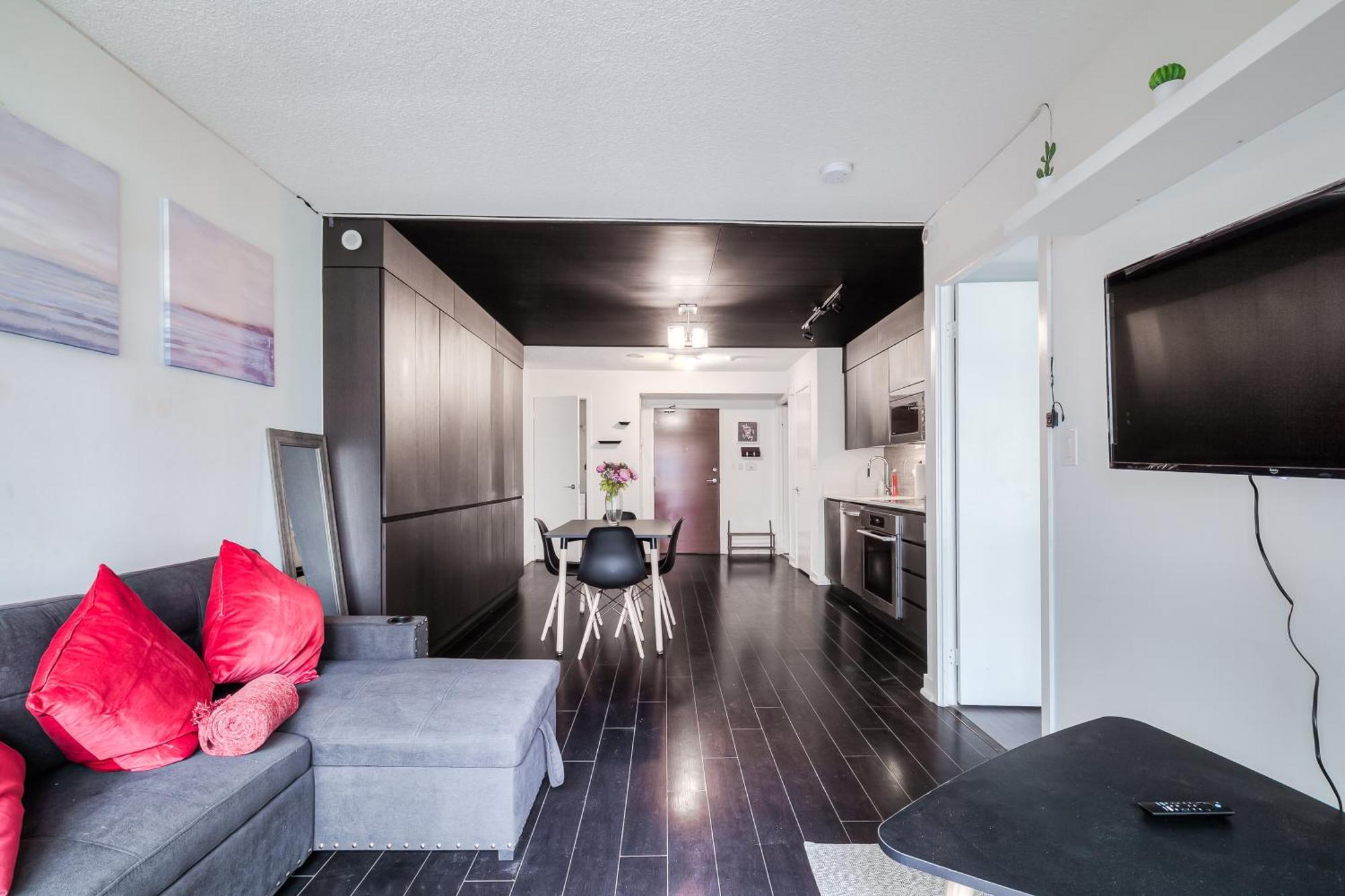 Luxury Executive Toronto Downtown Suites Apartment