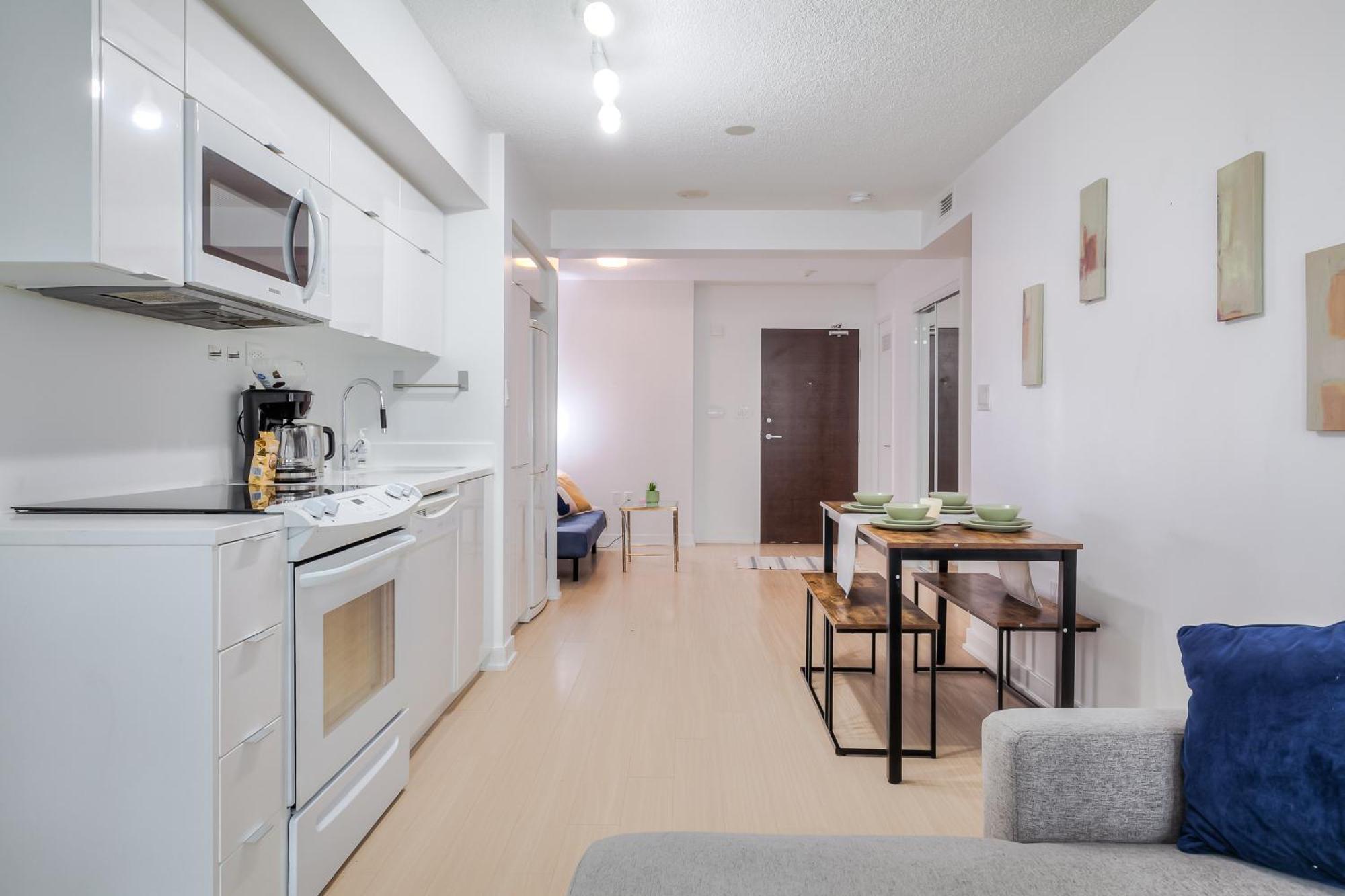 Luxury Executive Toronto Downtown Suites Apartment