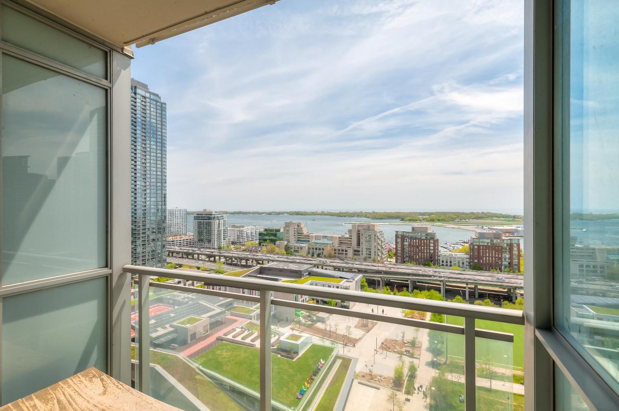 Luxury Executive Toronto Downtown Suites Apartment Toronto