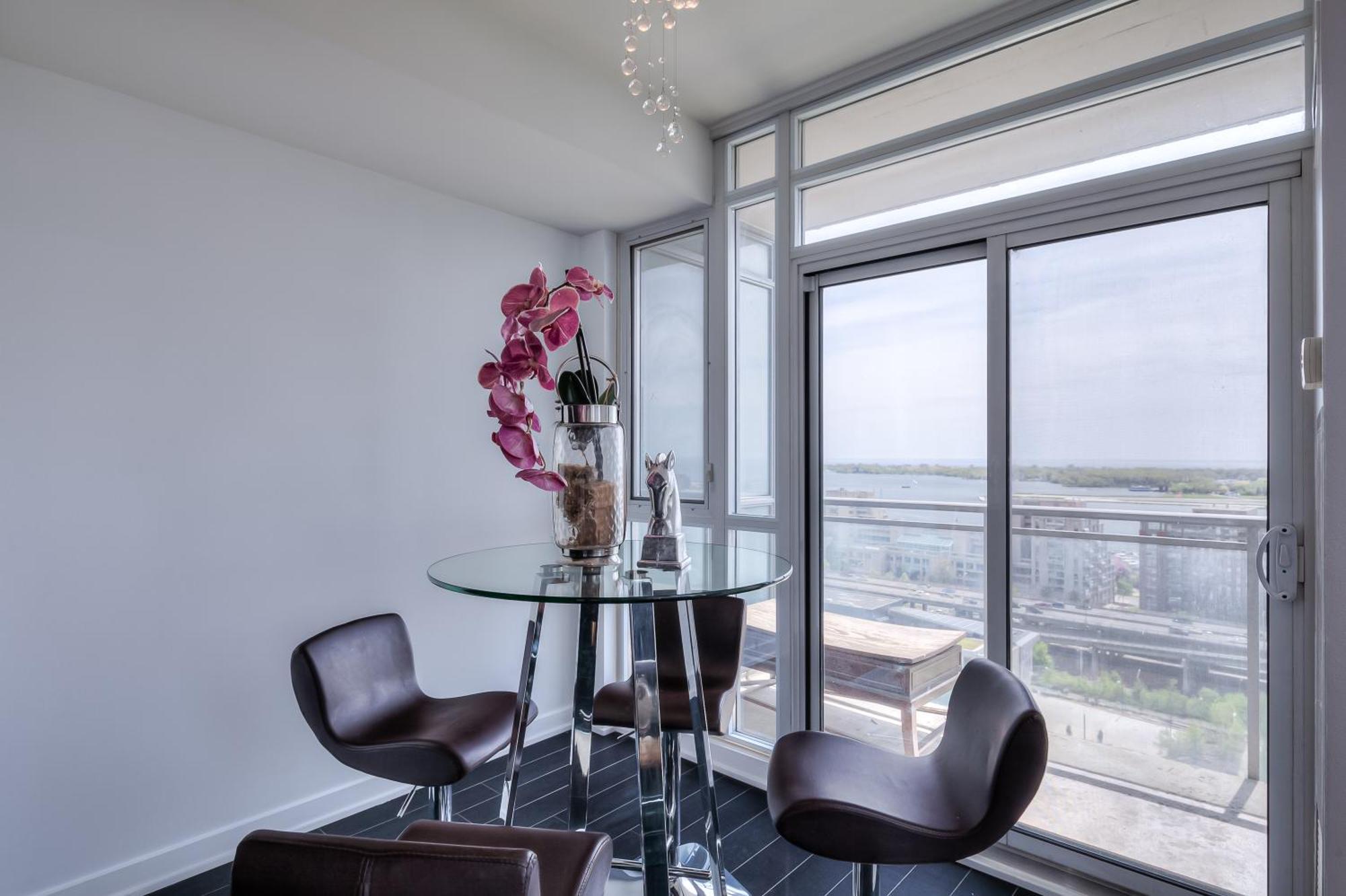 Apartment Luxury Executive Toronto Downtown Suites Toronto