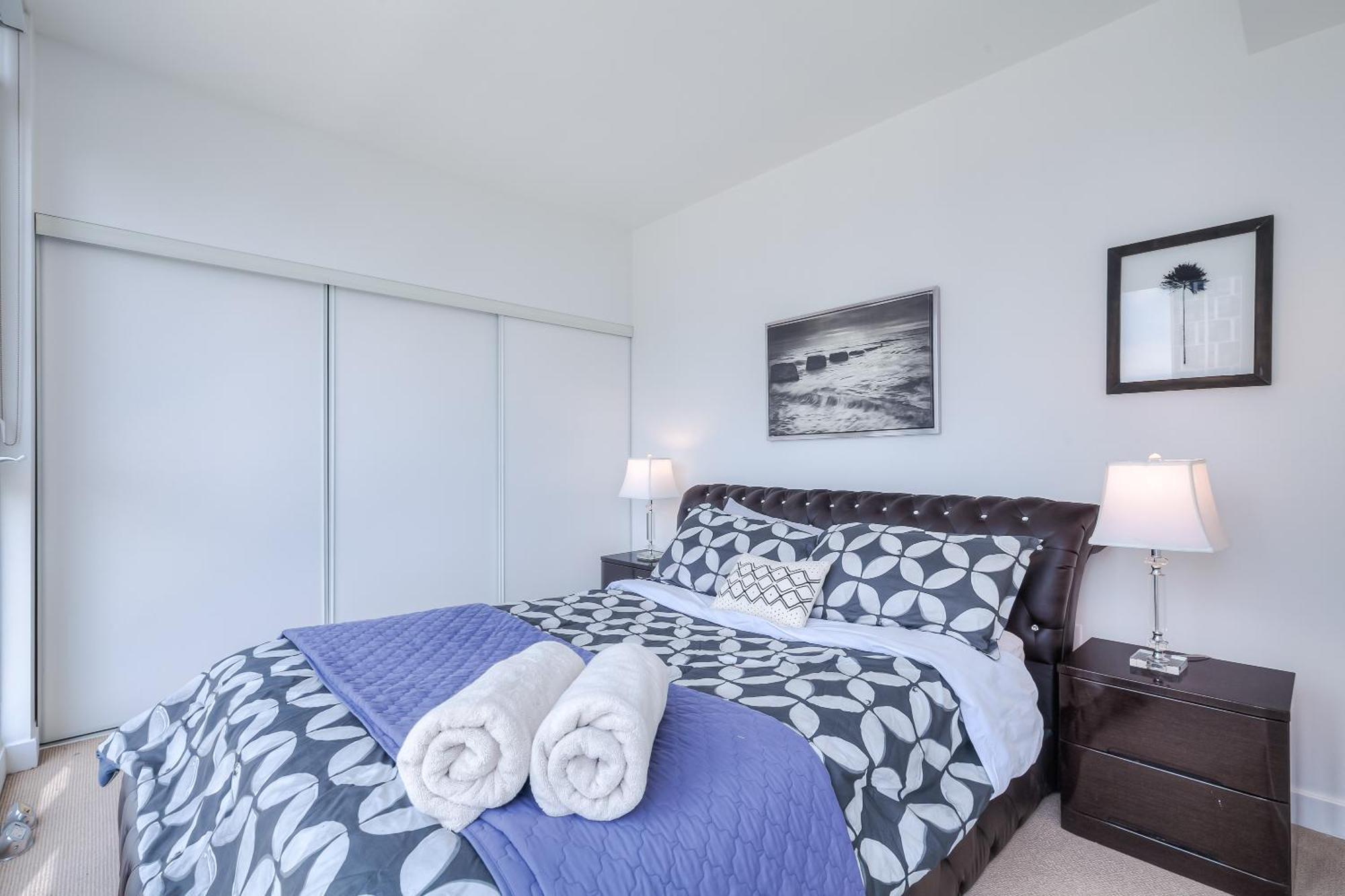Luxury Executive Toronto Downtown Suites Apartment