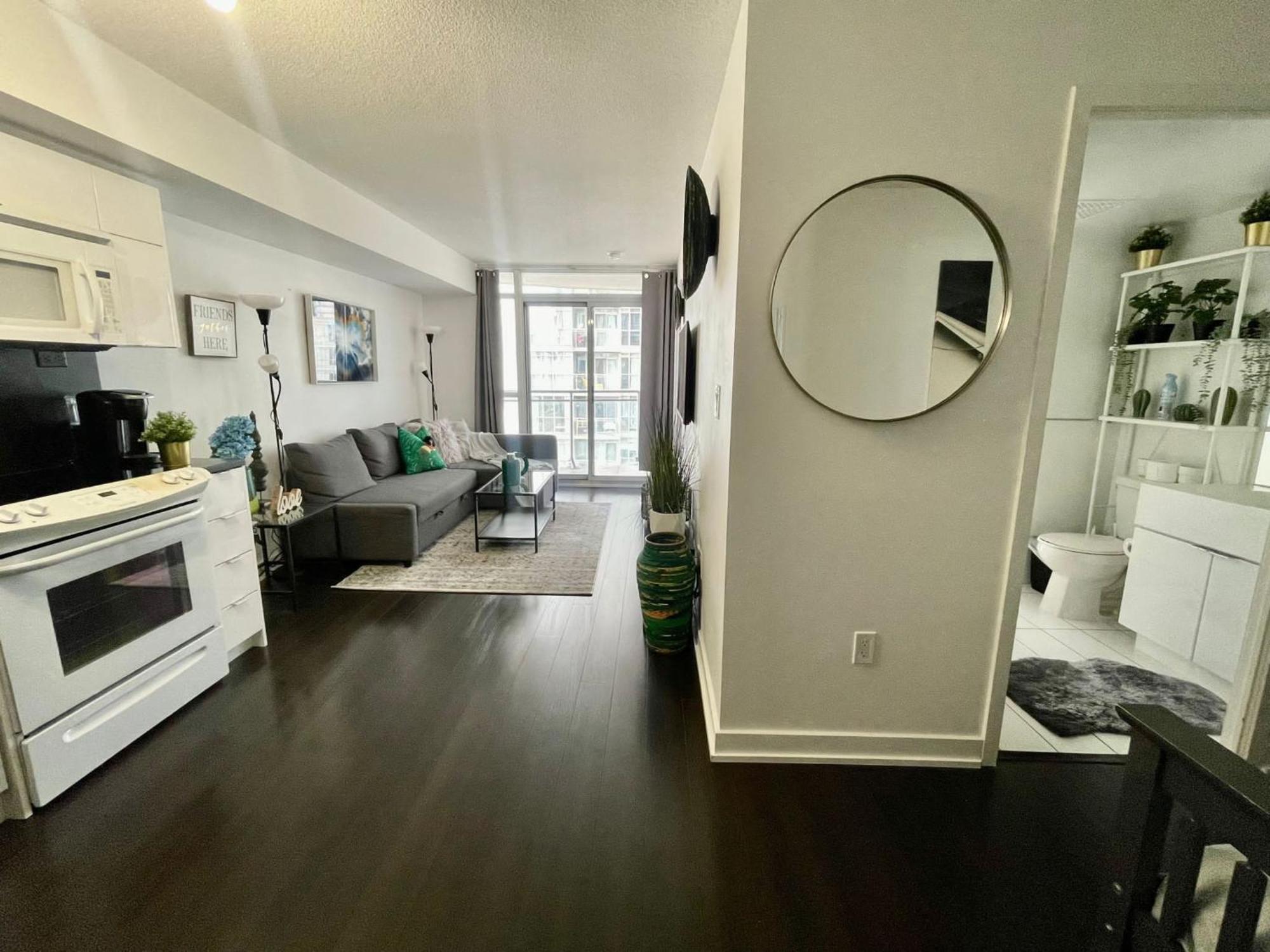 Luxury Executive Toronto Downtown Suites Toronto